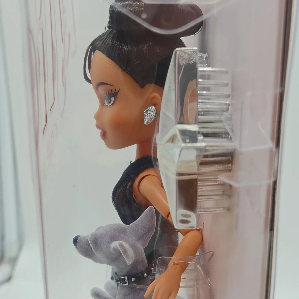 Bratz never box gown